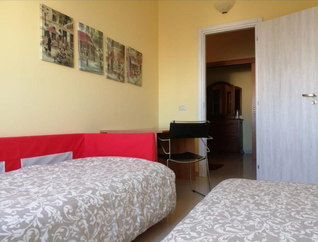 "La Casa Di Mariagrazia" Rooms Con Cucina Condivisa E Terrazza Sammichele Di Bari Bagian luar foto