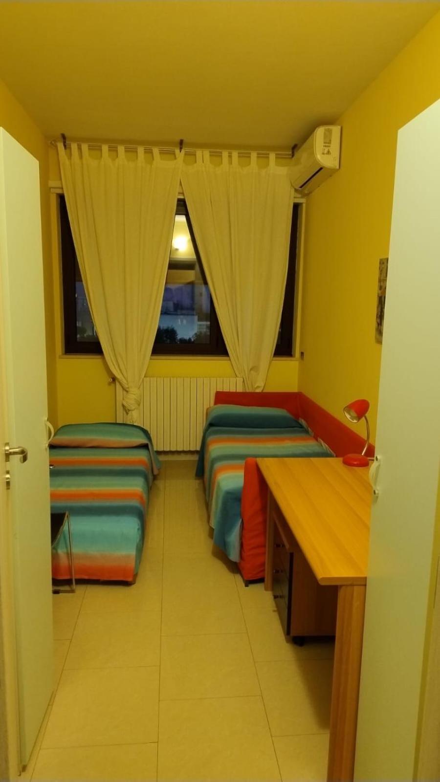 "La Casa Di Mariagrazia" Rooms Con Cucina Condivisa E Terrazza Sammichele Di Bari Bagian luar foto