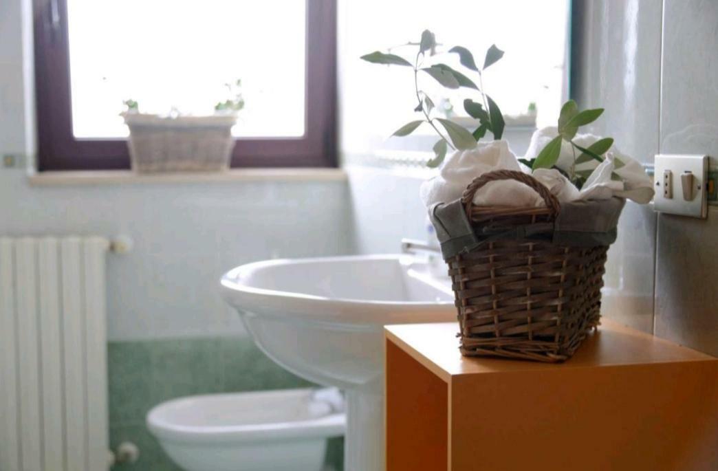 "La Casa Di Mariagrazia" Rooms Con Cucina Condivisa E Terrazza Sammichele Di Bari Bagian luar foto