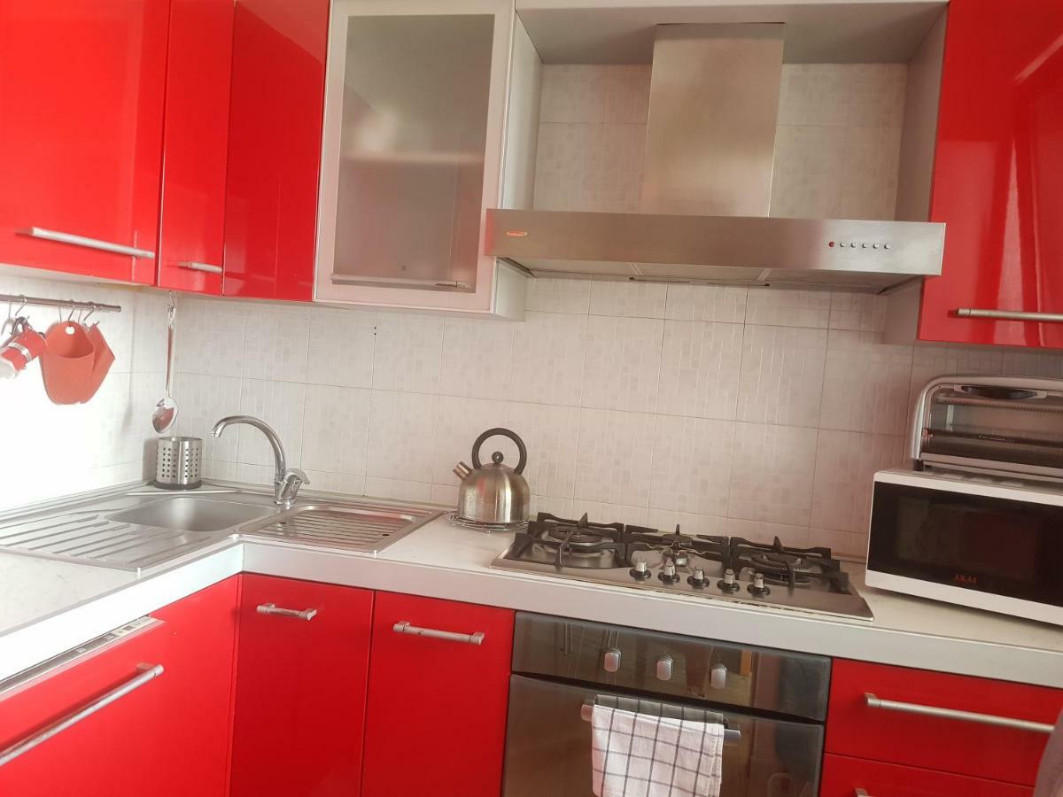 "La Casa Di Mariagrazia" Rooms Con Cucina Condivisa E Terrazza Sammichele Di Bari Bagian luar foto